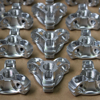 0.01mm সহনশীলতা CNC অ্যালুমিনিয়াম যন্ত্রাংশ CNC টার্নিং মেশিনিং ISO9001 প্রত্যয়িত